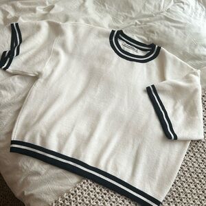 Abercrombie Sweater Shirt - Sz Medium